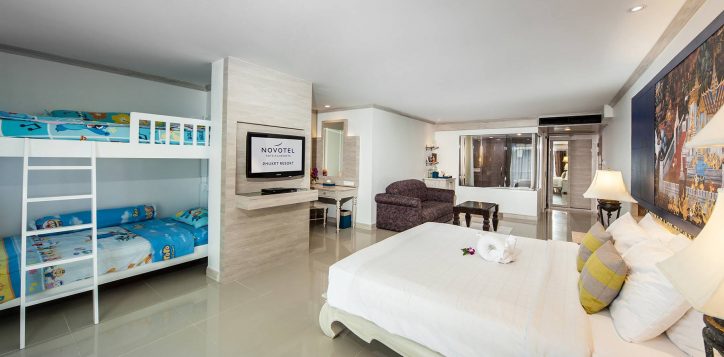 novotel-phuket-resort-deluxe-family-0013-2