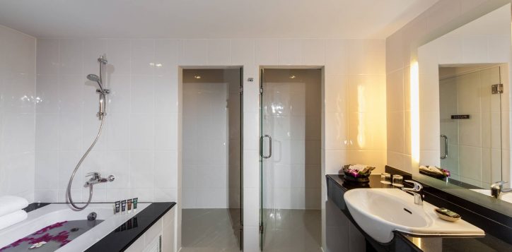 novotel-phuket-resort-suite-0061-2